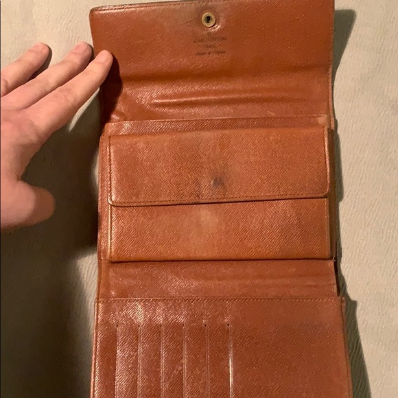 Authentic Louis Vuitton women’s wallet - Picture 6 of 8